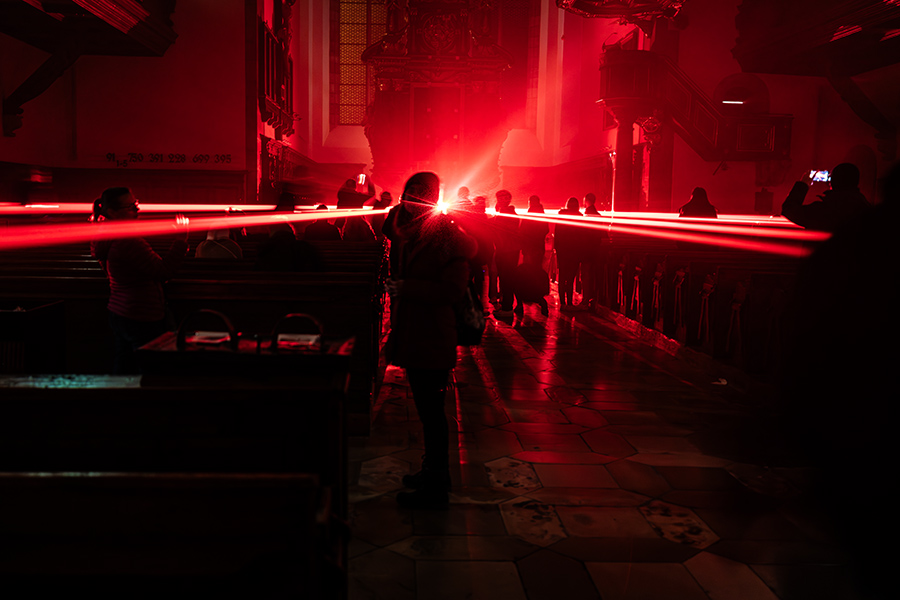 Photo of the light plane, shown in the installation No Barrier, an exhibition in the Trinity Church Regensburg (Germany)