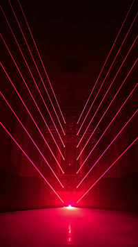 Impression von der Laserinstallation in der Dreieinigkeitskirche in Regensburg